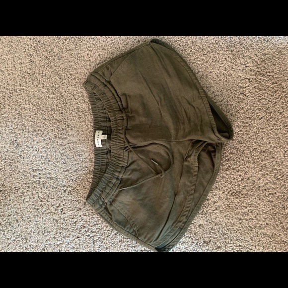 Shorts - Picture 1 of 3